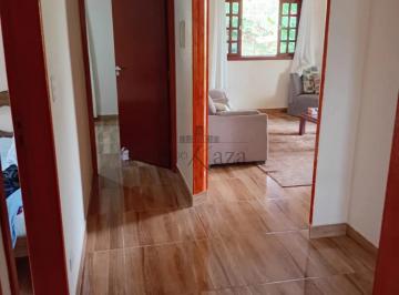 Casa · 220m² · 3 Quartos · 4 Vagas · Oportunidade - Chácara - Condomínio Cafofo do Marambaia - Caçapava - 3 Dormitórios - 220m².