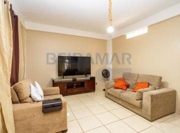 Casa · 200m² · 4 Quartos · 3 Vagas · Casa com 4 quartos (2 suítes) + 3 lojas alugadas, lote comercial, 3 vagas – Setor de Mansões, Sobrad