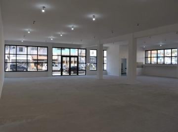 Comercial · 550m² · 26 Vagas · Oportunidade Única Prédio Comercial Reformado em Localização Estratégica de Santo André