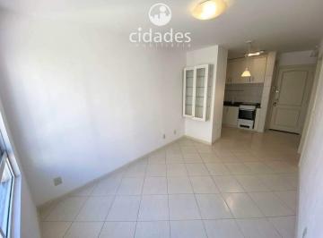 Apartamento · 40m² · 1 Quarto · 1 Vaga · Apartamento para aluguel de 1 dormitório com garagem a poucos metros da UFSC no Córrego Grande, Flor