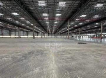 Comercial · 3745m² · 8 Vagas · Apresentamos um condomínio logístico moderno e altamente estruturado, ideal para empresas que buscam