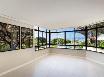 Apartamento · 206m² · 3 Quartos · Apartamento à venda - em Beira Mar Norte
