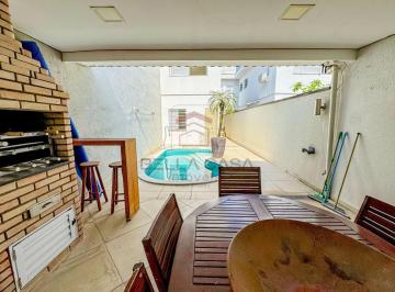 Casa · 206m² · 3 Quartos · 4 Vagas · Sobrado à venda com 206 m², 2 suítes, piscina e 4 vagas