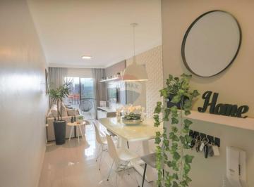 Apartamento · 69m² · 2 Quartos · 1 Vaga · Apartamento de 69m² com 2 quartos sendo 1 suíte, sala com varanda, 1 vaga coberta.