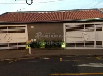 Casa · 300m² · 3 Quartos · 3 Vagas · Casa Padrão para Venda com 03 Dormitórios no bairro Residencial Ana Célia
