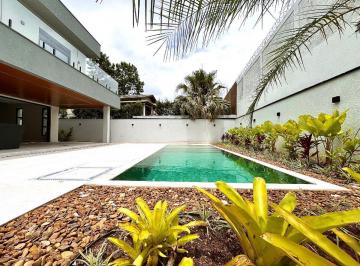 8a0b2a99-a854-4252-9977-0e3d3c9506be · Casa no condomínio Morada dos Pinheiros para venda com 4 quartos, sendo 4 suítes, 356m²