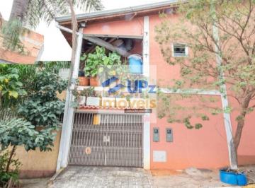 Casa · 326m² · 4 Quartos · 2 Vagas · 2 Casas á venda com 326m² num único terreno, com suítes, closet e 2 vagas no Jardim Cipava em Osasco