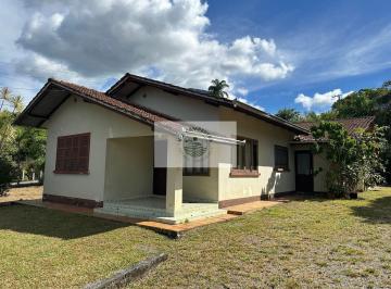 Rural · 2733m² · 3 Quartos · 2 Vagas · Terreno para sitio com 2.733 m2 escriturado, com residencia de 3 quartos, lago, toda cercada, frente
