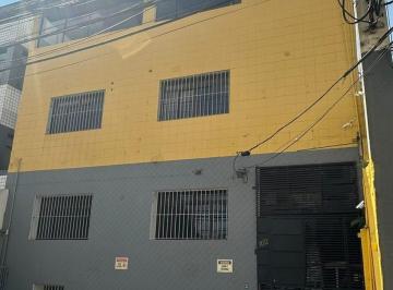 Comercial · 490m² · 3 Vagas · Prédio comercial na Alameda dos Guatás, N. 102 • 490 m²