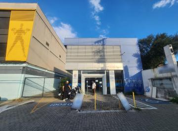 Comercial · 533m² · 8 Vagas · Loja na Avenida das Cerejeiras, N. 1150 • 533 m²
