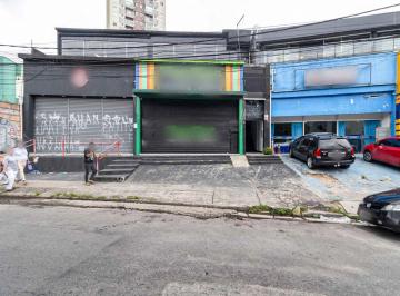 Comercial · 800m² · Sobreloja na Praça Maiacá, N. 1 • 800 m²