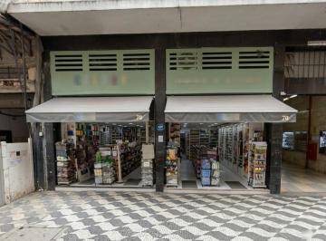 Comercial · 390m² · Loja na Rua Comendador Abdo Schahin, N. 70 • 390 m²