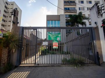Comercial · 550m² · 15 Vagas · Galpão na Rua Apinajés, N. 1594 • 550 m²