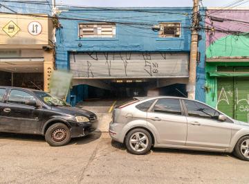 Comercial · 300m² · 3 Quartos · 4 Vagas · Galpão na Rua dos Buritis, N. 225 • 300 m²
