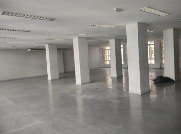 Comercial · 230m² · Sala comercial na Rua Quinze de Novembro, N. 228 - 10° andar BV • 230 m²
