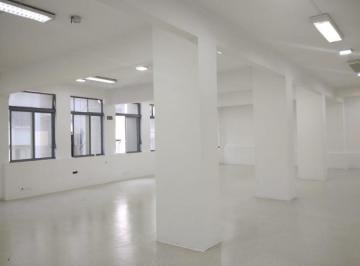 Comercial · 230m² · Sala comercial na Rua Quinze de Novembro, N. 228 - 7° andar BV • 230 m²