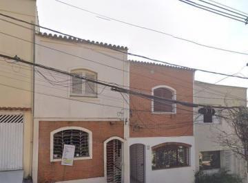 Comercial · 68m² · Casa comercial na Rua Pero Correia, N. 25 • 68 m²