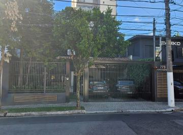 Comercial · 266m² · 5 Vagas · Casa comercial na Rua Porto Martins, 773 • 266 m²