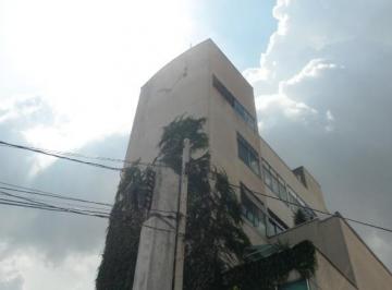 Comercial · 680m² · 2 Vagas · Prédio comercial na Rua Santa Verônica, N. 43 • 680 m²