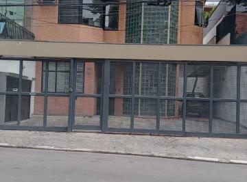 Comercial · 200m² · 5 Vagas · Casa comercial na Avenida Jurema, 380 • 200 m²