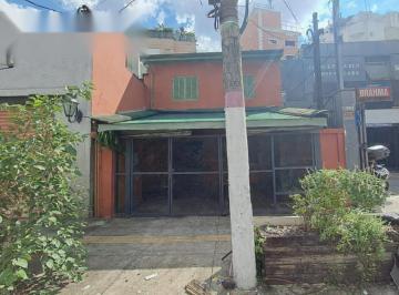 Comercial · 137m² · 3 Quartos · 1 Vaga · Casa comercial na Rua Mourato Coelho, N. 1343 • 137 m²
