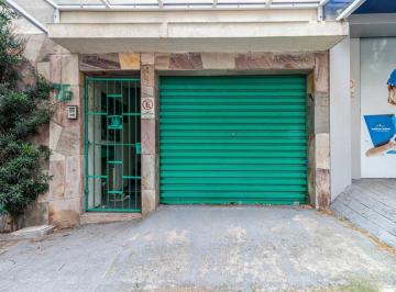 Comercial · 138m² · 1 Vaga · Casa comercial na Rua Dona Avelina, N. 76 • 138 m²