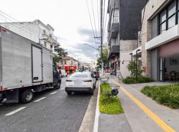 Comercial · 348m² · 1 Vaga · Loja na Rua Silva Bueno, N. 1290 • 348 m²