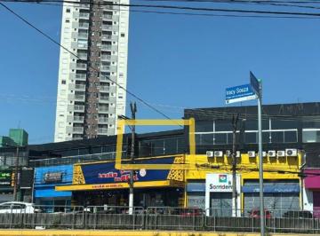 Comercial · 200m² · 2 Vagas · Sobreloja na Praça Maiacá, N. 1 - Loja 02 • 200 m²