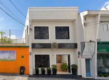 Comercial · 198m² · Loja na Avenida Alberto Byington, N. 142 • 198 m²