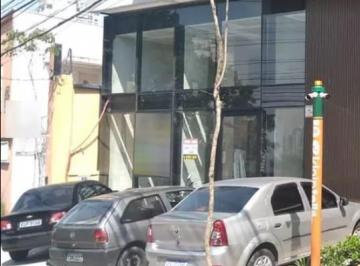 Comercial · 176m² · 3 Vagas · Loja na Rua Doutor Artur Guimarães, N. 97 • 176 m²
