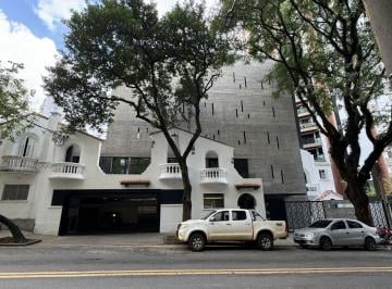 Comercial · 1522m² · 46 Vagas · Prédio comercial na Rua João Moura, 941 • 1522 m²