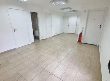 Comercial · 30m² · Sala comercial na Rua Clodomiro Amazonas, N. 1422 - 76 • 30 m²