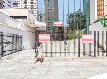 Comercial · 675m² · Prédio comercial na Avenida Moema, N. 490 • 675 m²