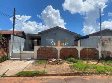 0330e0df47410efc57999491222c7f0645ce5e5a · Oportunidade! Casa Ampla com Suíte + Estrutura nos Fundos no Parque dos Novos Estados