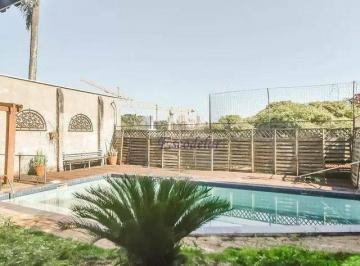 c503db50499cdbf4d7c0b95abddcdd8b06381cab · Casa com 4 quartos sendo 3 suites, 5 banheiros, 2 vagas, à venda, 400 m² por R$ 3.600.000 - Pacaembu