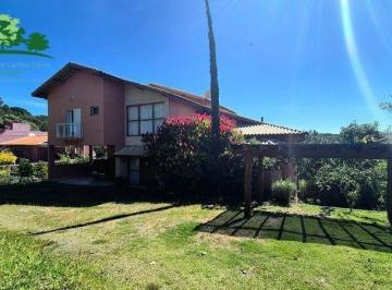 fe42bbaa5e9f18adf82d3a1fe97f246b6f5a56c4 · Desperte com o Sol: Casa de Alto Padrão com vista panorâmica para área de preservação ambiental."