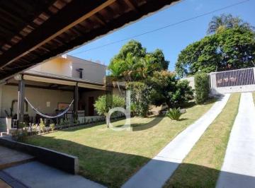 Garagem  · A casa que você procura esta aqui. Valor do investimento R$ 1.250.000.00