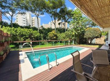 Casa · 540m² · 4 Quartos · 2 Vagas · Casa à venda - em Santa Mônica