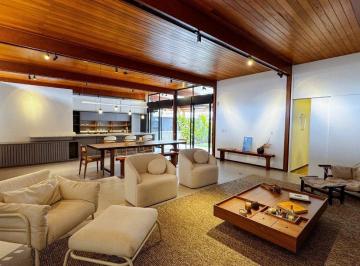 Casa · 220m² · 3 Quartos · Casa à venda - em Santa Mônica