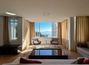 Apartamento · 192m² · 3 Quartos · 2 Vagas · Apartamento à venda a poucos metros da Beira Mar - no Centro de Florianópolis