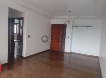 Foto 01 · Apartamento de 3 quartos, 1 suíte, 2 vagas de garagem no Centro de Sorocaba-SP: seu novo lar espera