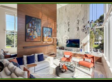 Casa · 557m² · 3 Quartos · 5 Vagas · Casa à venda - em Santa Felicidade