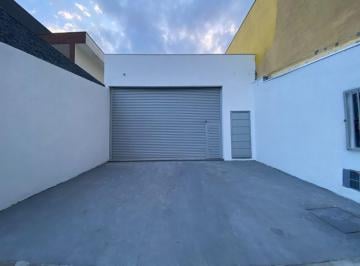 Comercial · 175m² · 3 Vagas · Salão em Centro, Suzano/SP de 175m² para locação R$ 5.000,00/mes
