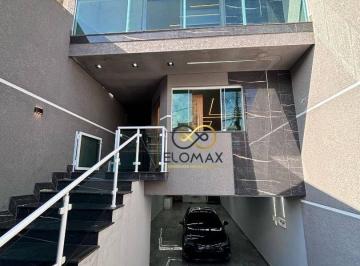 Casa · 228m² · 3 Quartos · 7 Vagas · Sobrado em Parque Flamengo, Guarulhos/SP de 228m² 3 quartos à venda por R$ 899.000,00