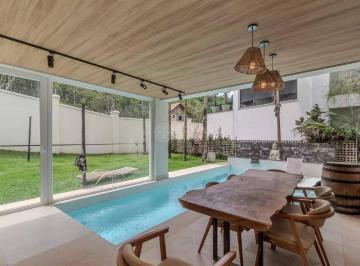 Casa en Aluguel de 6 quartos Praia Brava · Casa em Praia Brava, Itajaí/SC de 1000m² 6 quartos para locação R$ 65.000,00/mes
