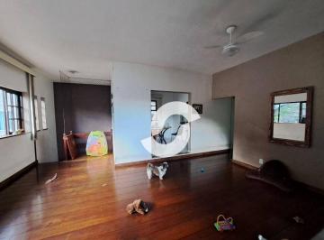 Casa · 675m² · 4 Quartos · 2 Vagas · Casa em Pe Pequeno, Niterói/RJ de 675m² 4 quartos à venda por R$ 650.000,00
