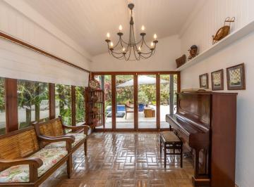 70dcbac4-b33f-4260-accf-84c6adb4753a · Casa no condomínio Condominio Vila Verde para venda com 5 quartos, sendo 4 suítes, 550m²
