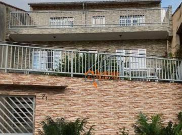 2c041a0d66f8f3956f7da41c952e266716a53131 · Sobrado com 3 dormitórios à venda, 240 m² por R$ 550.000,00 - Jardim Las Vegas - Guarulhos/SP