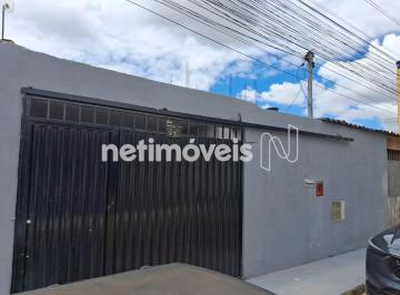 Casa de 3 quartos, Setor Industrial · [SS] Oportunidade na Vila Estrutural: Casa Reformada em Localização Estratégica