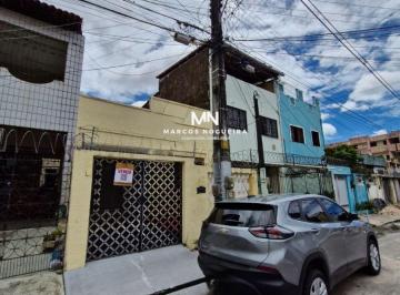 Casa de 2 quartos, Fortaleza · Casa plana, 2 quartos, 108m², wc social, 1 vaga, nascente, prox. colégio Farias Brito